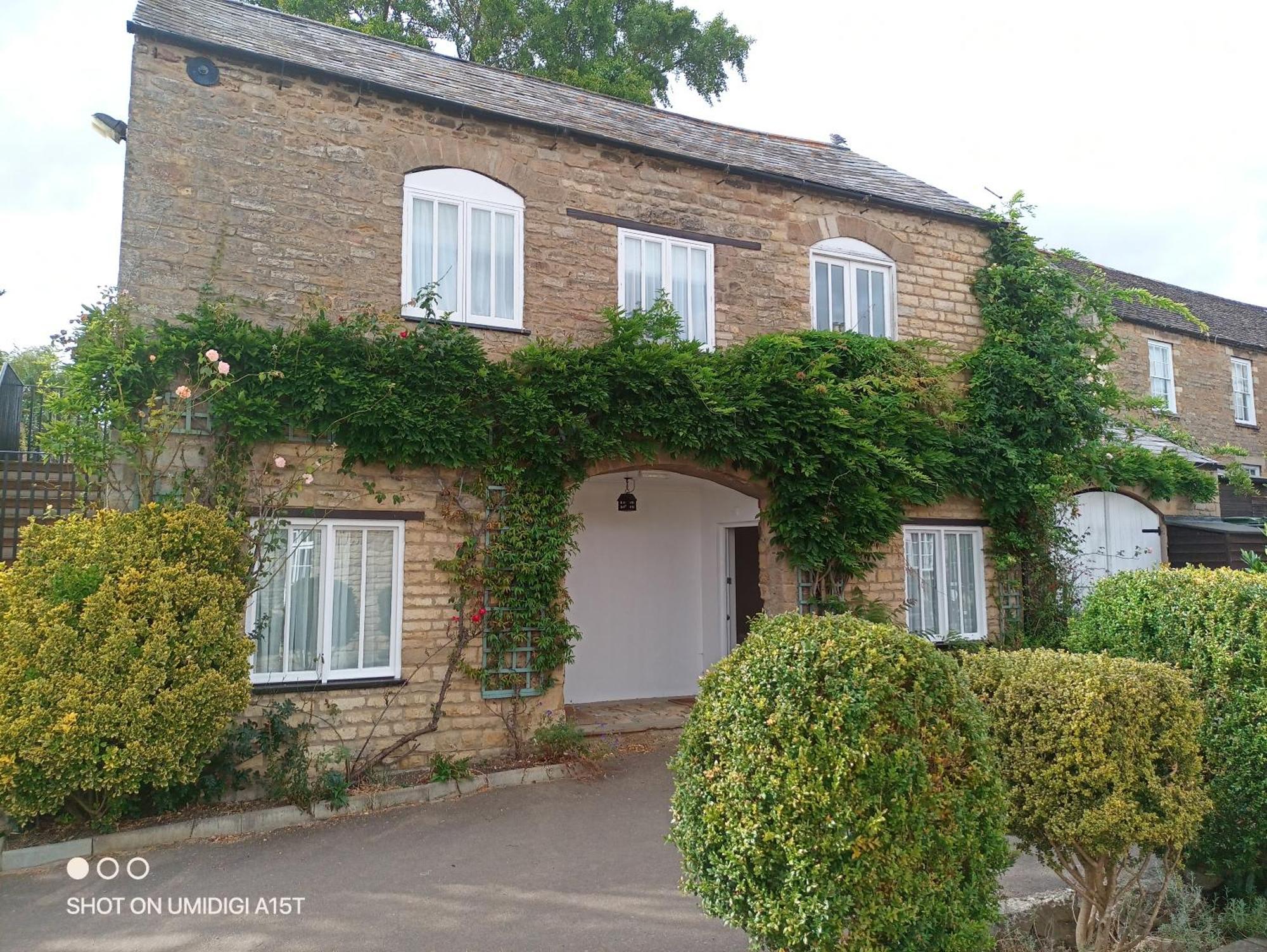 The Ship Inn Oundle Esterno foto
