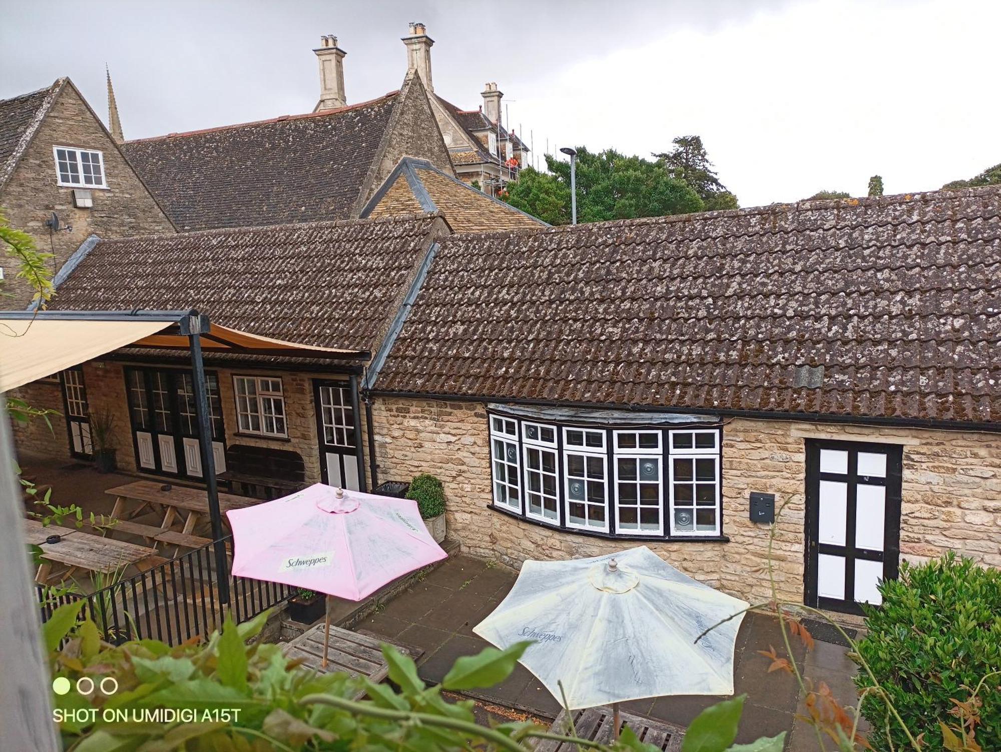 The Ship Inn Oundle Esterno foto