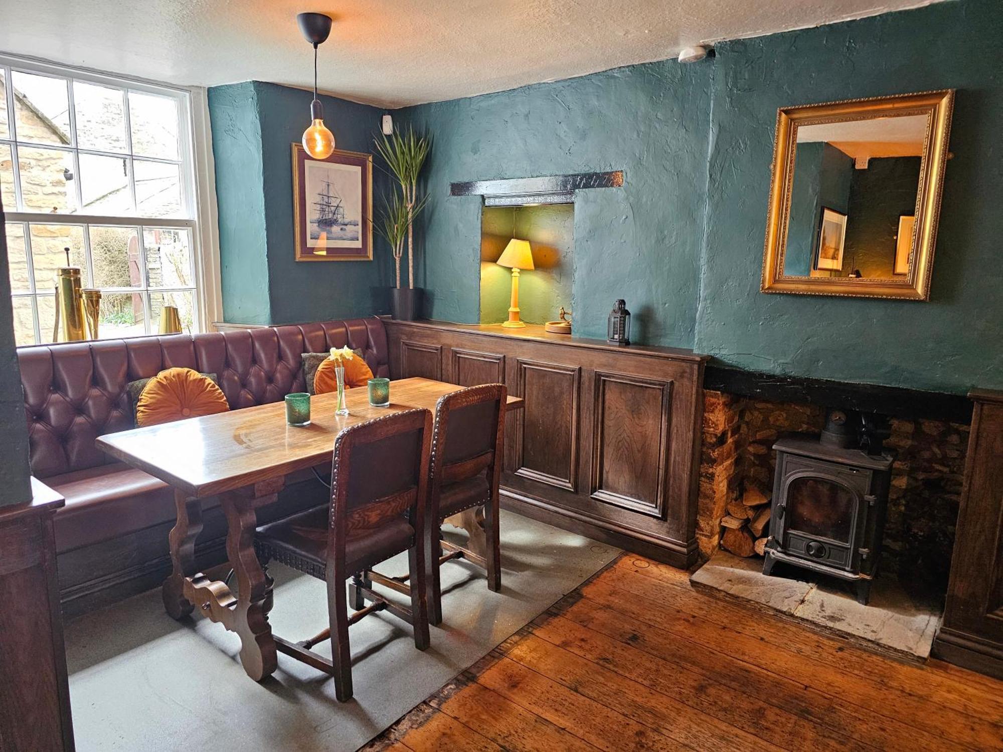 The Ship Inn Oundle Esterno foto