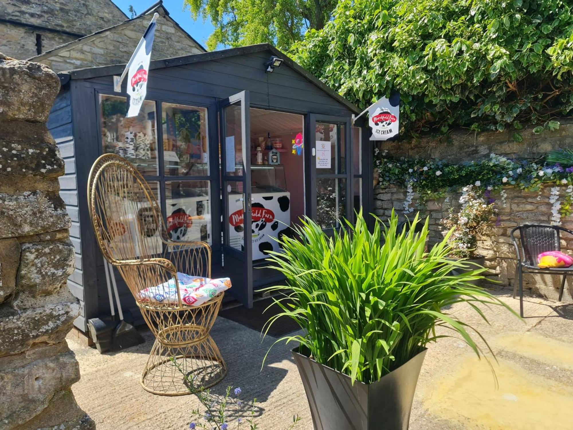 The Ship Inn Oundle Esterno foto
