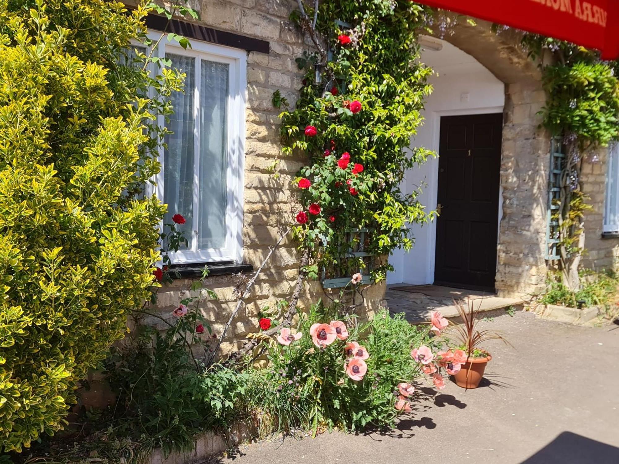 The Ship Inn Oundle Esterno foto